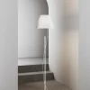 Hover gulvlampe