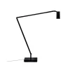 UNTITLED Linear lampe m/bordfod, sort